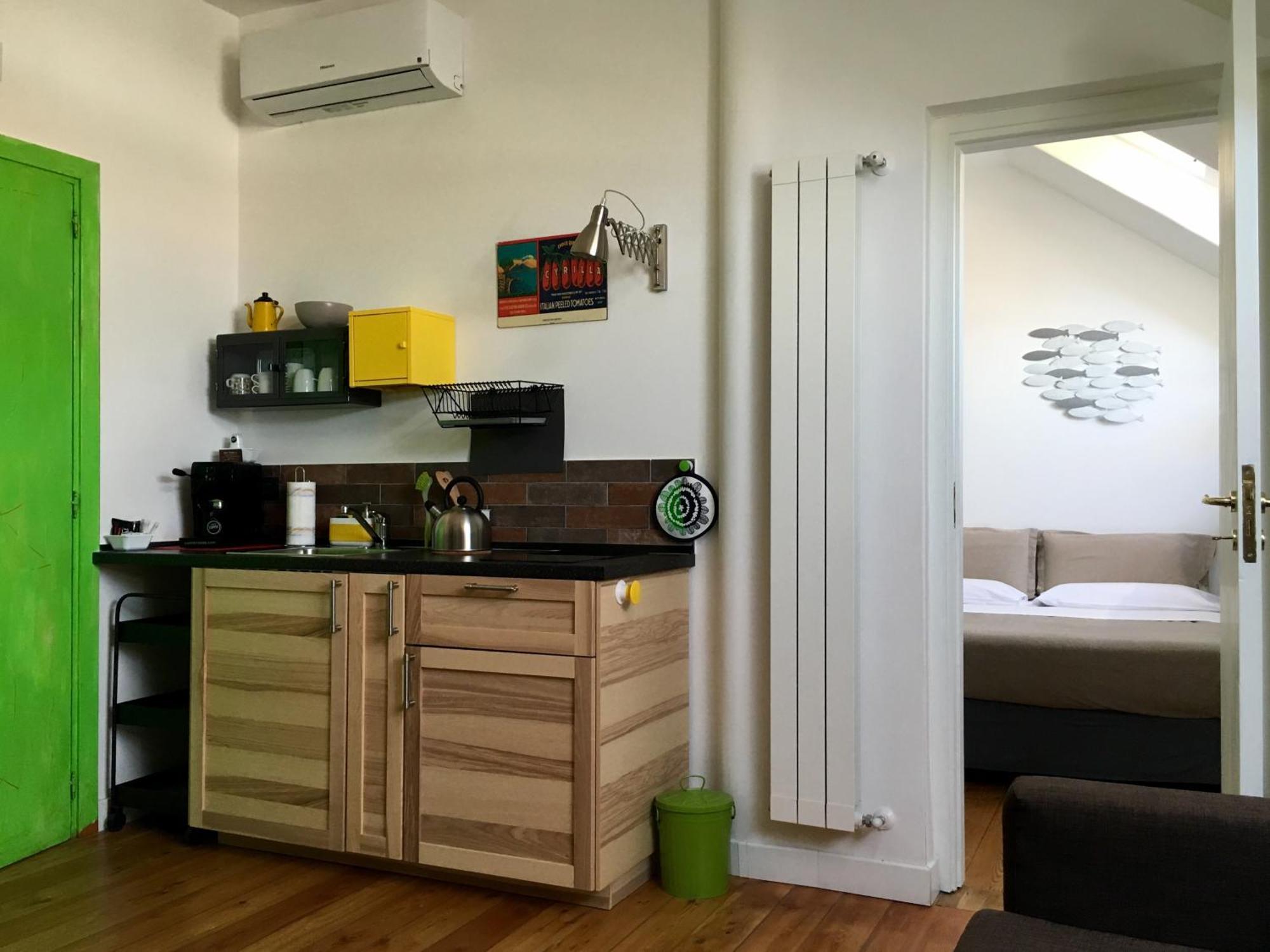 Apartamento Mansarda Bellini Nápoles Habitación foto