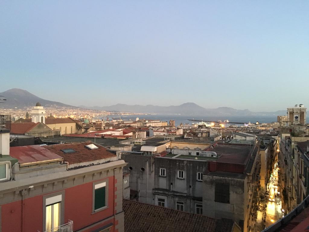 Apartamento Mansarda Bellini Nápoles Exterior foto
